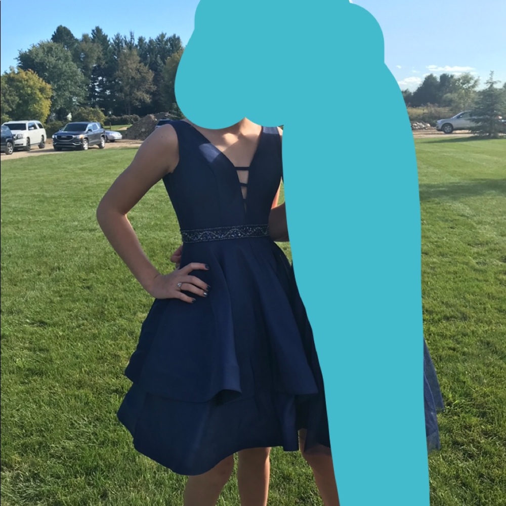 Hoco dress - Picture 2 of 2